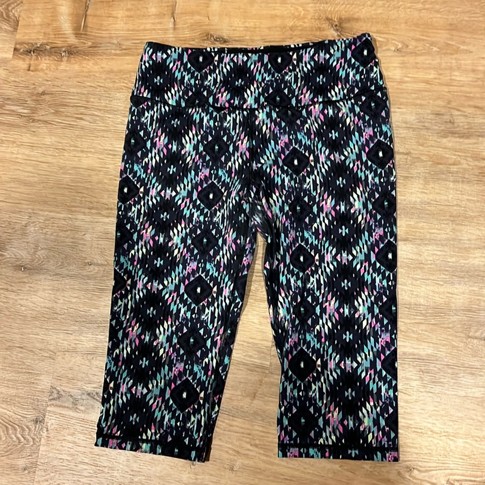 Victoria’s Secret crop leggings